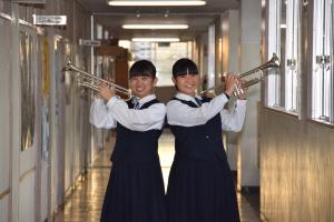 部長・大堀蘭乃音さんと副部長・松坂恵さんの写真