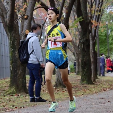 3区を走る松島さんの写真