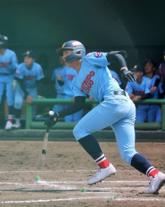 プレー中の福和田選手