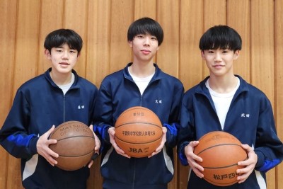部長、副部長の3人