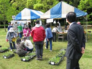 広場の様子