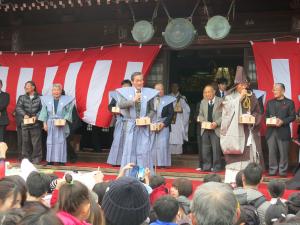 本土寺　節分会市長挨拶の様子