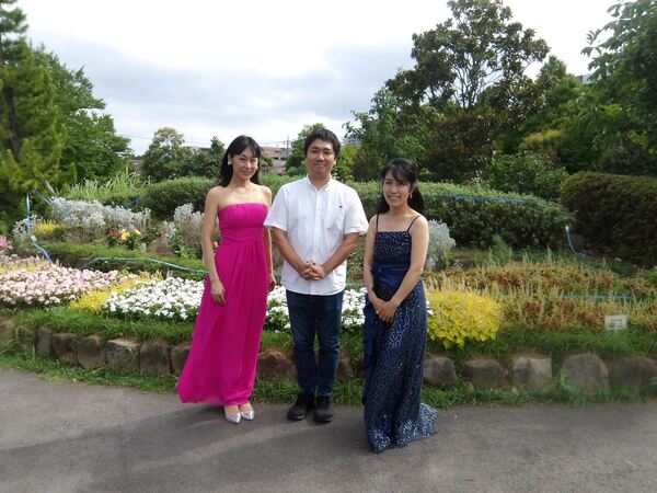 加藤さん・公園緑地課職員（司会・ナレーション）・本郷さんの写真